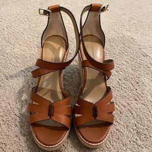 EUC Banana Republic brown wedge size 7